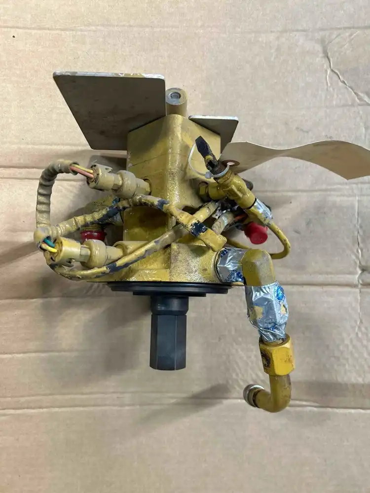 Adapter image 4