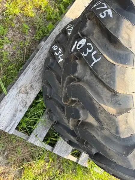 420 Front Tire image 5