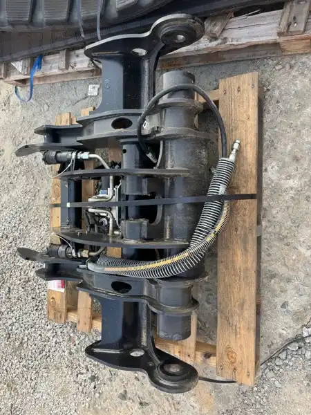 420 Coupler image 2