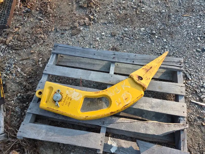 Shank Grp image 3