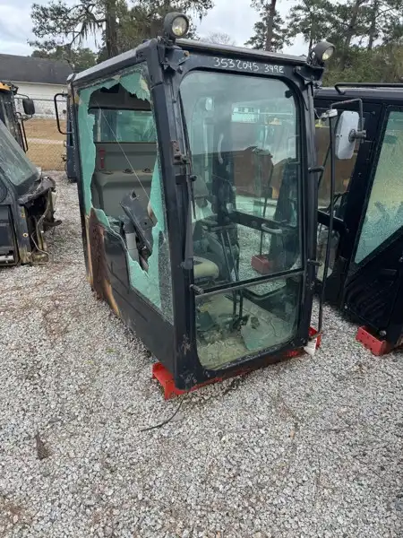 349E Cab image 10