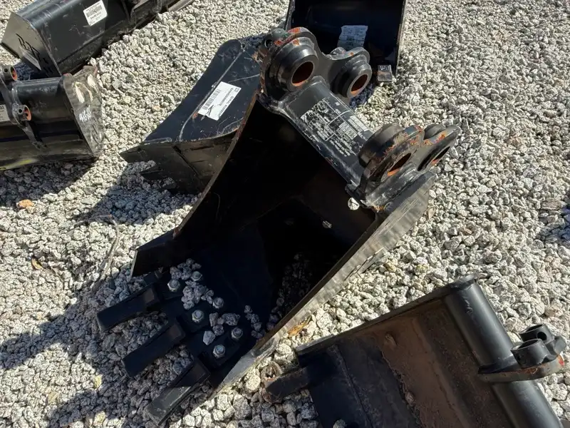 12" Bucket image 2