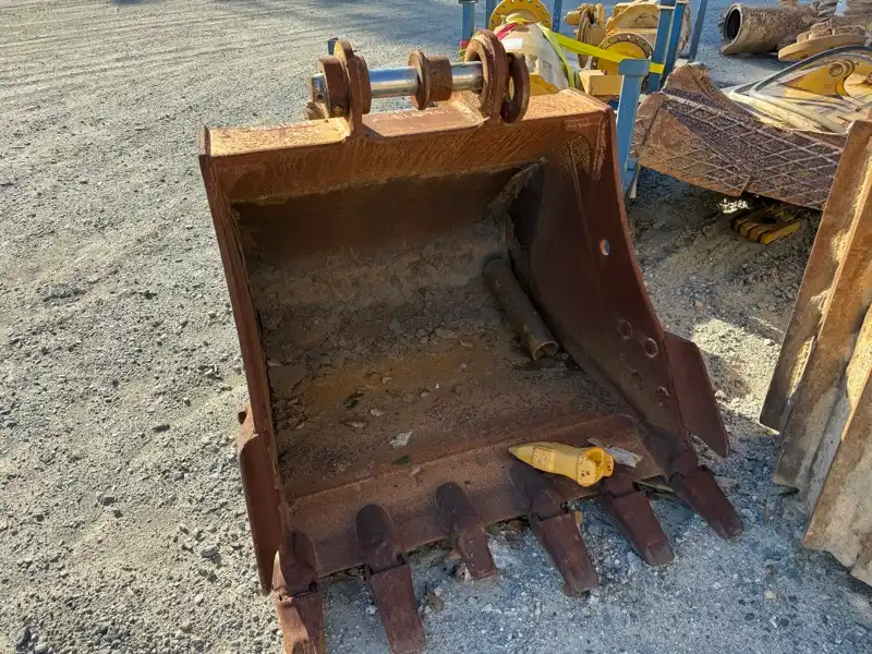 48" Bucket image 3