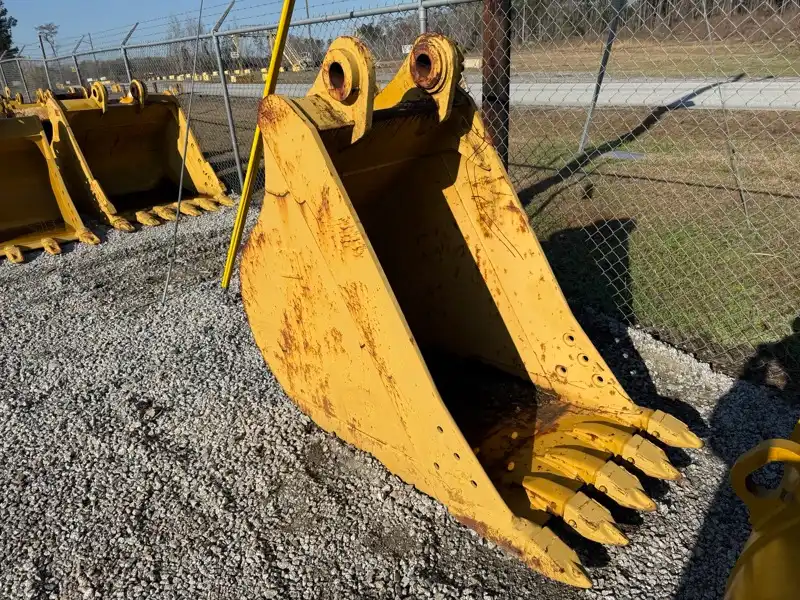 32" Bucket image 3