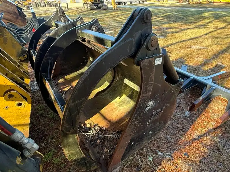 914 Grapple Bkt image 3
