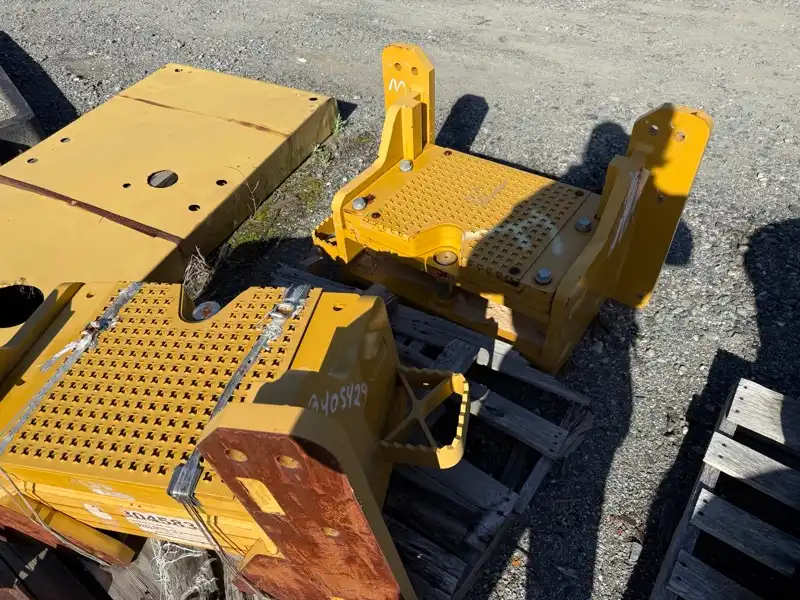 Counterweight image 3