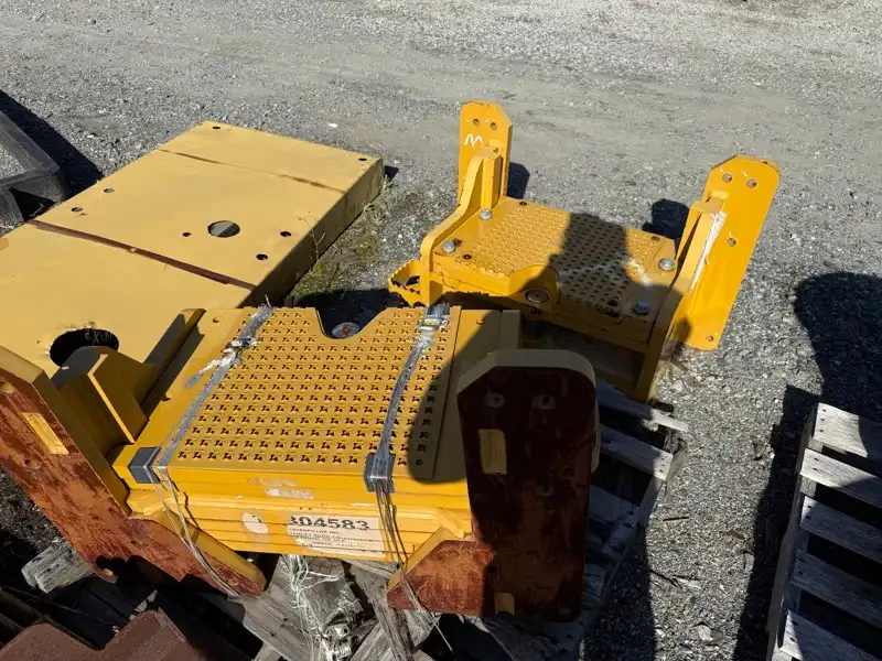 Counterweight image 4
