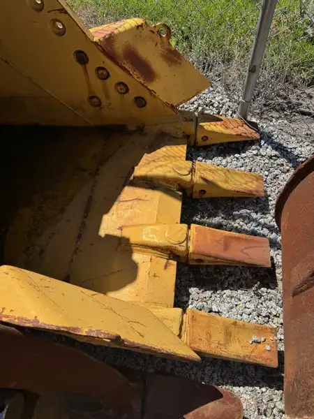 42" Bucket image 4