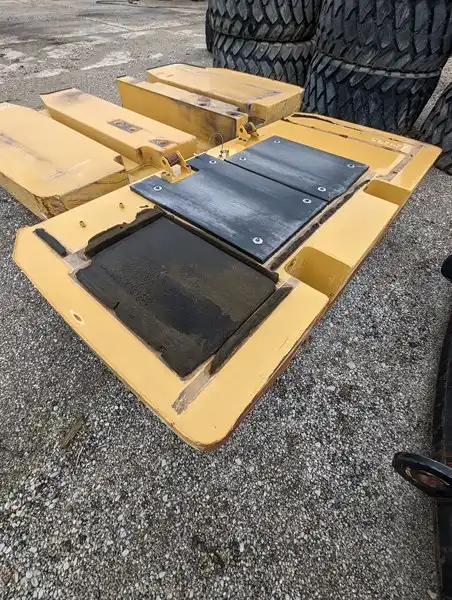 Counterweight image 3