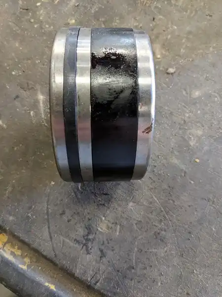 Piston image 4