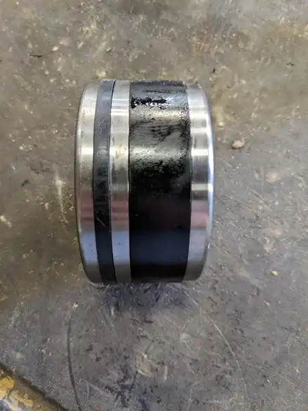 Piston image 3
