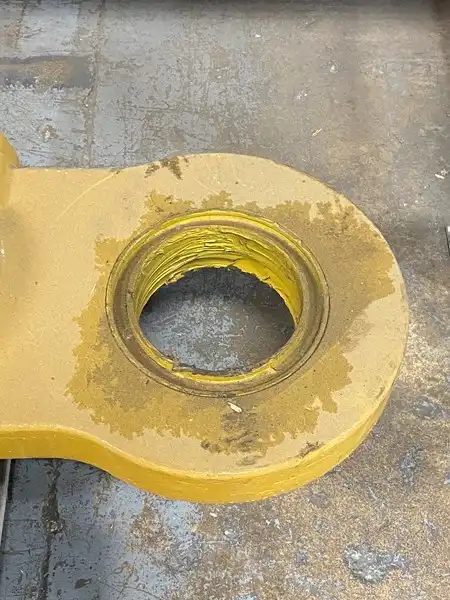 Cyl/Lift LH image 3