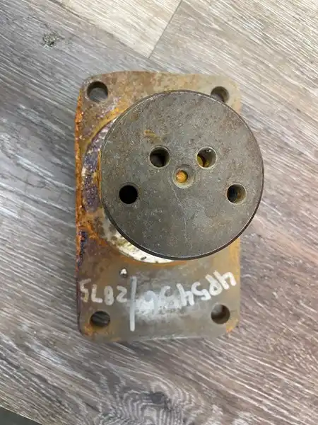 Idler Shaft image 3