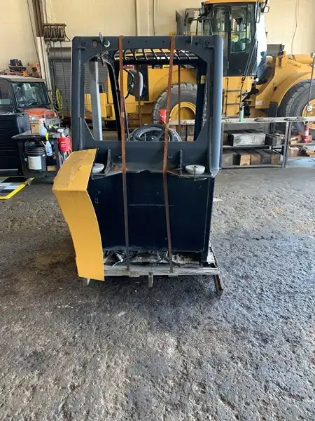 Cab AS image 2