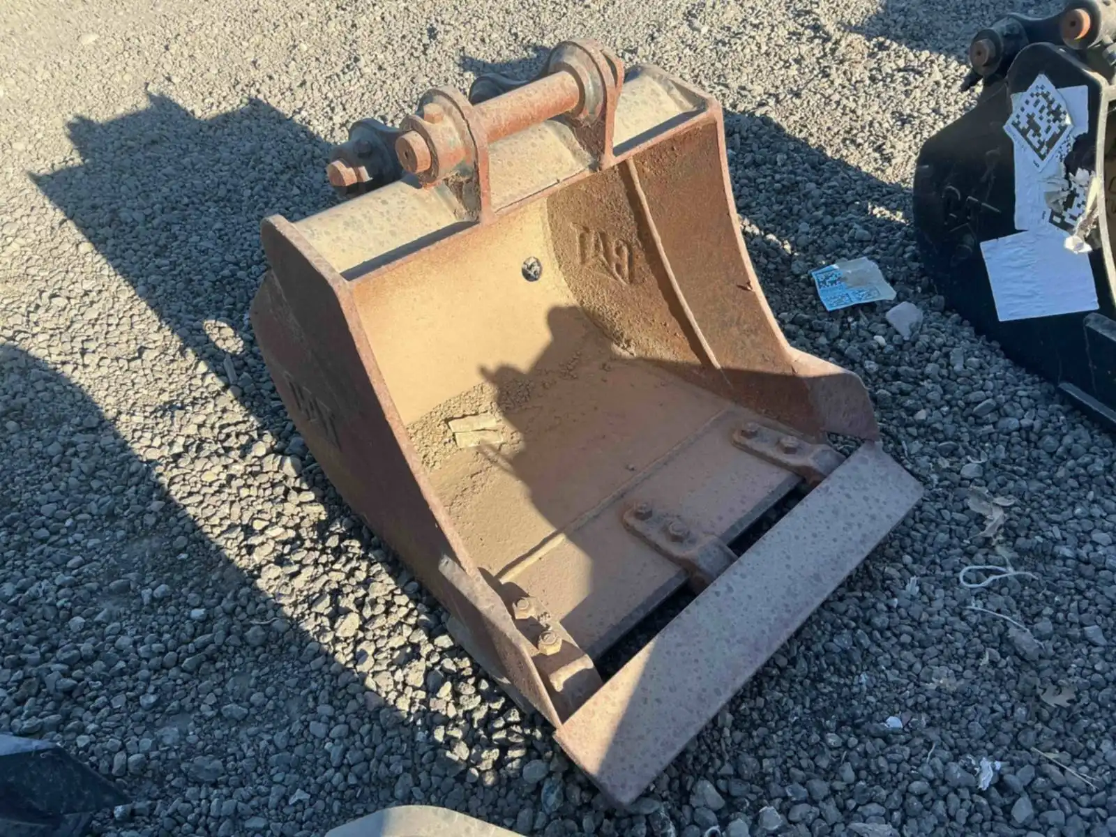 CAT 18" Dig Bucket. Fits CAT Mini Excavators. image 2