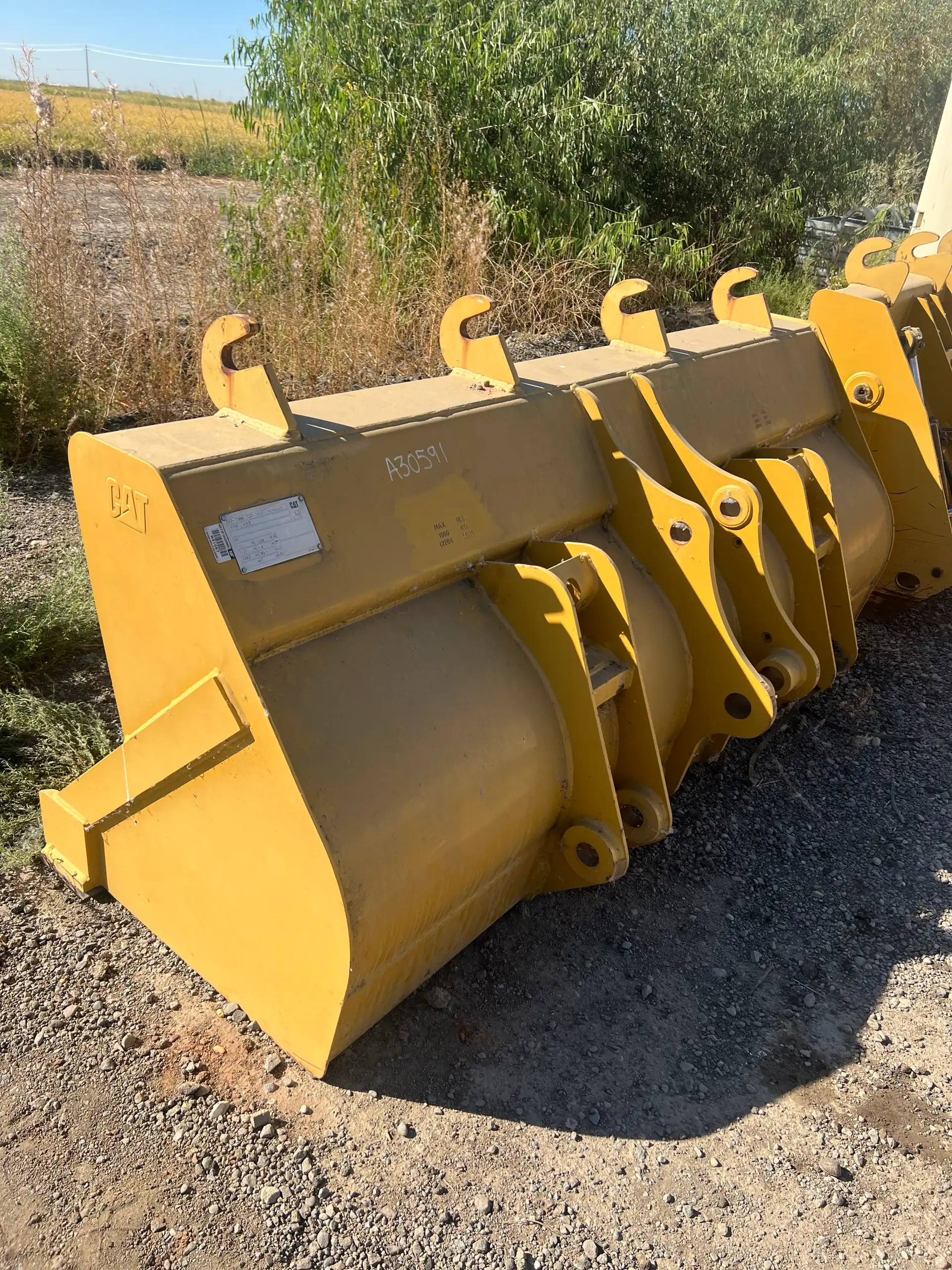 CAT General Purpose Bucket Group image 3