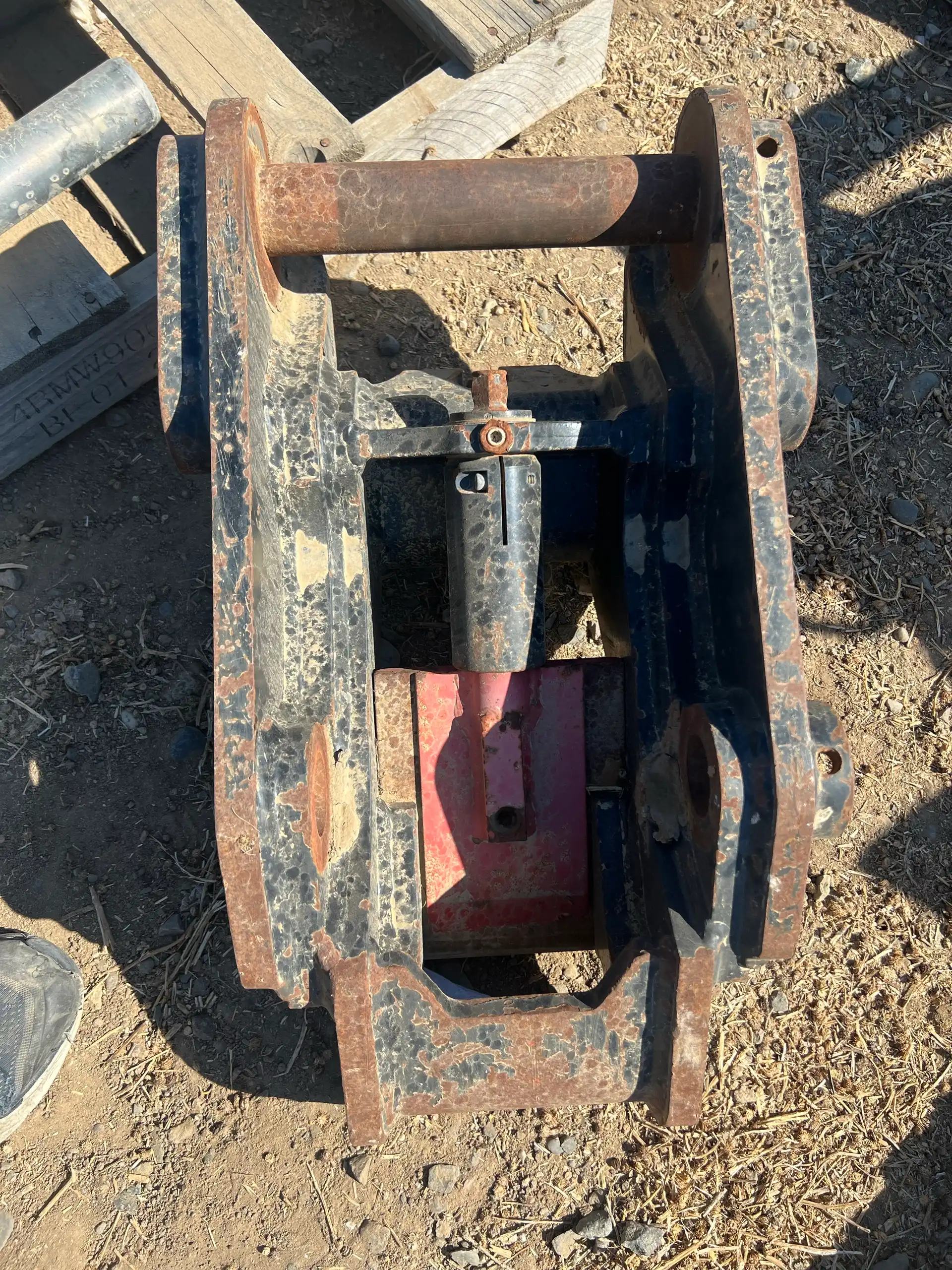 CAT 416, 420, 426, 430 Manual CAT Quick Coupler. image 5