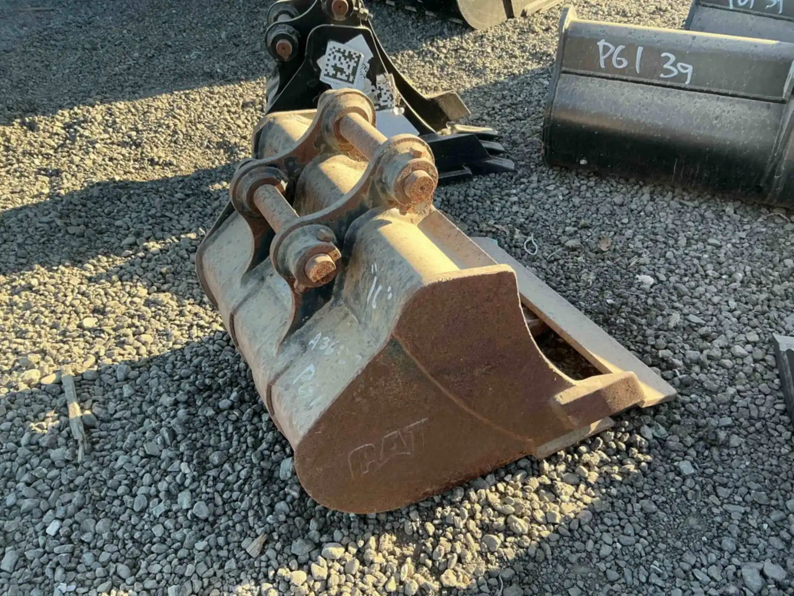 CAT 18" Dig Bucket. Fits CAT Mini Excavators. image 4