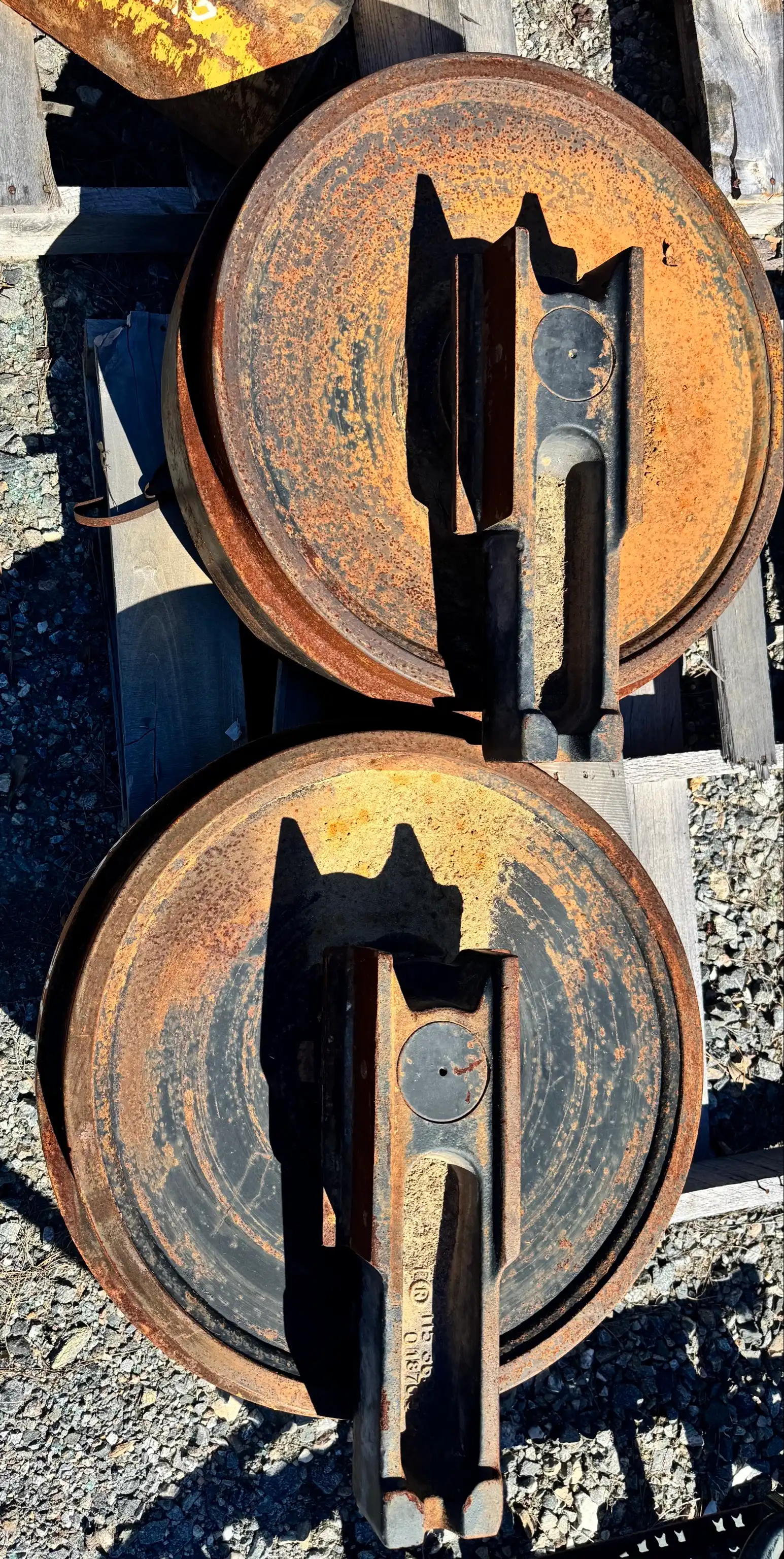 335 Idler image 3