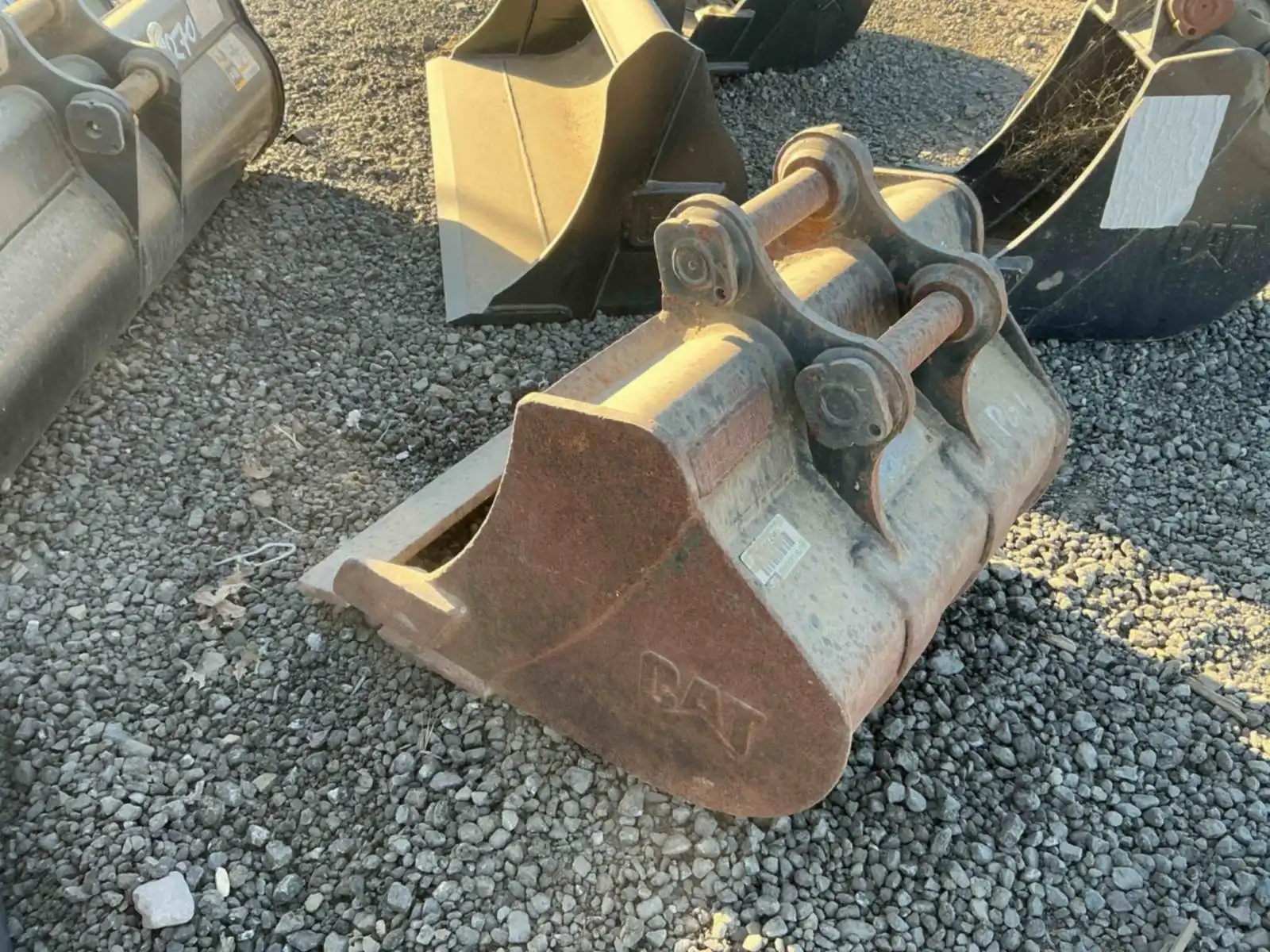 CAT 18" Dig Bucket. Fits CAT Mini Excavators. image 3