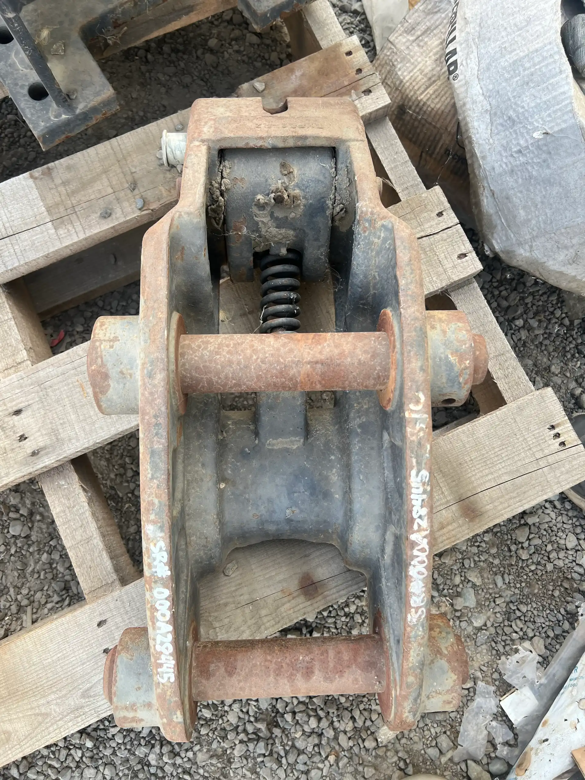Manual CAT Mini Excavator Quick Coupler  image 4