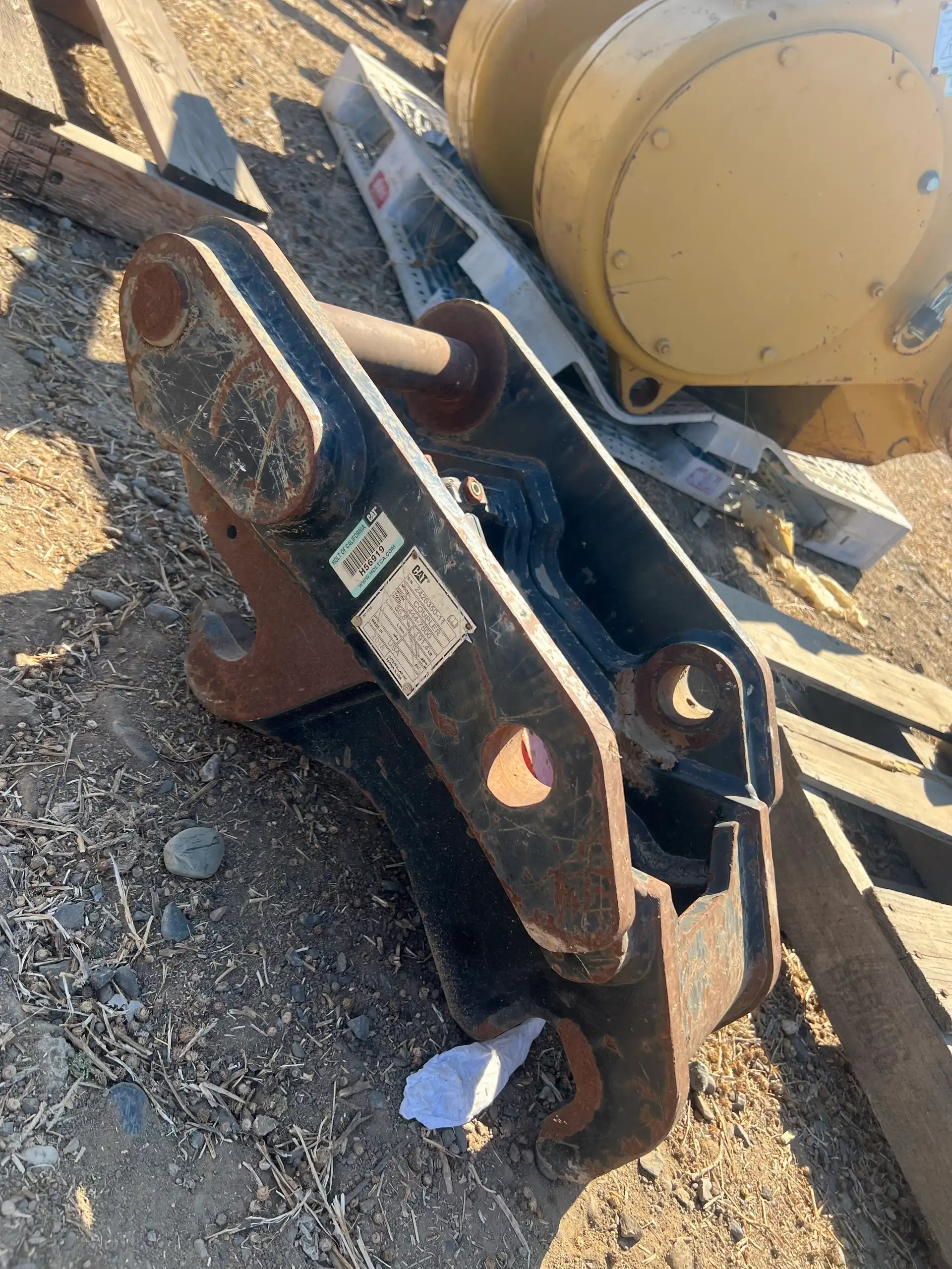 CAT 416, 420, 426, 430 Manual CAT Quick Coupler. image 4