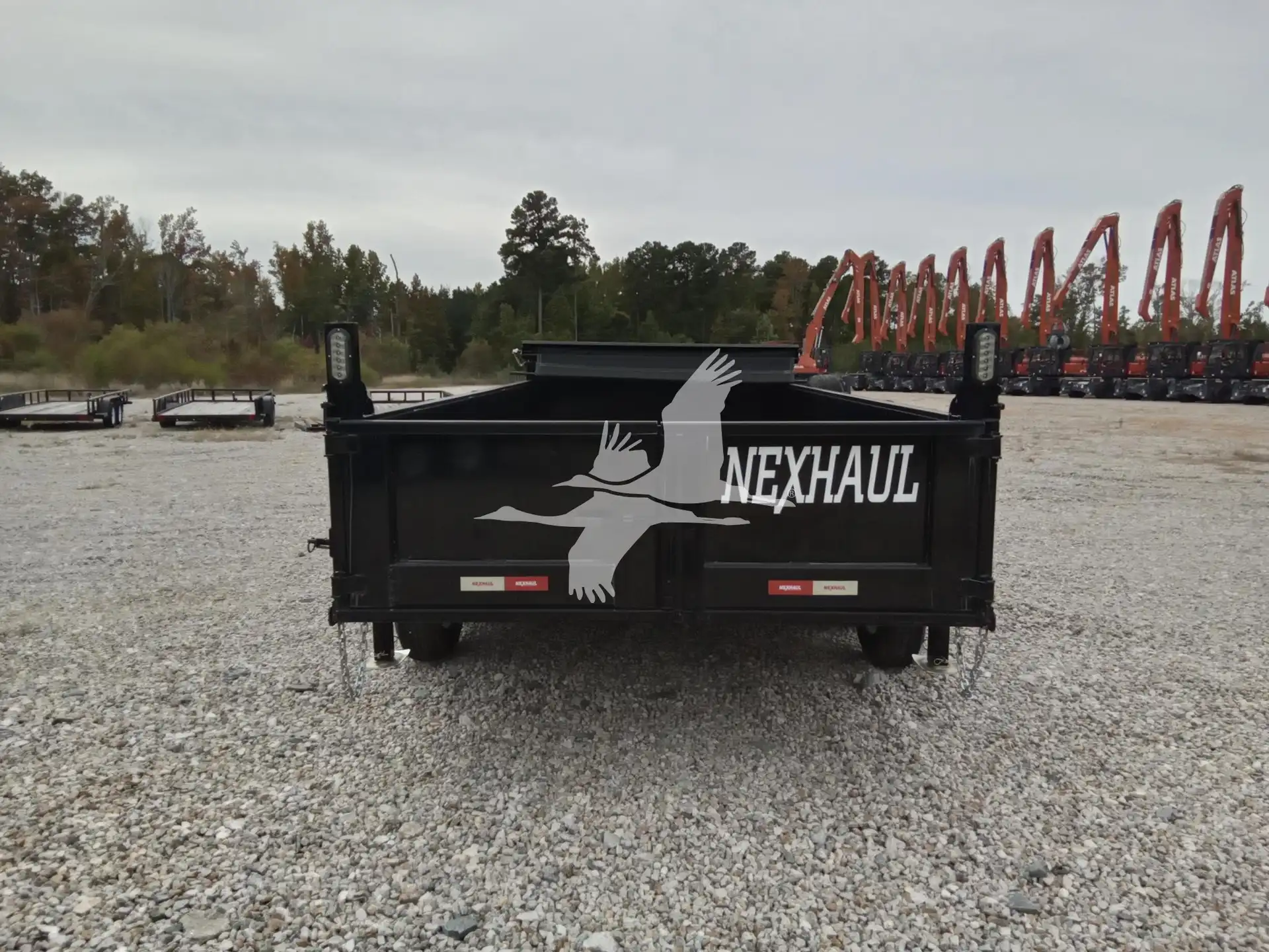 Nexhaul N714TA 7 Ton Dump Trailer image 3