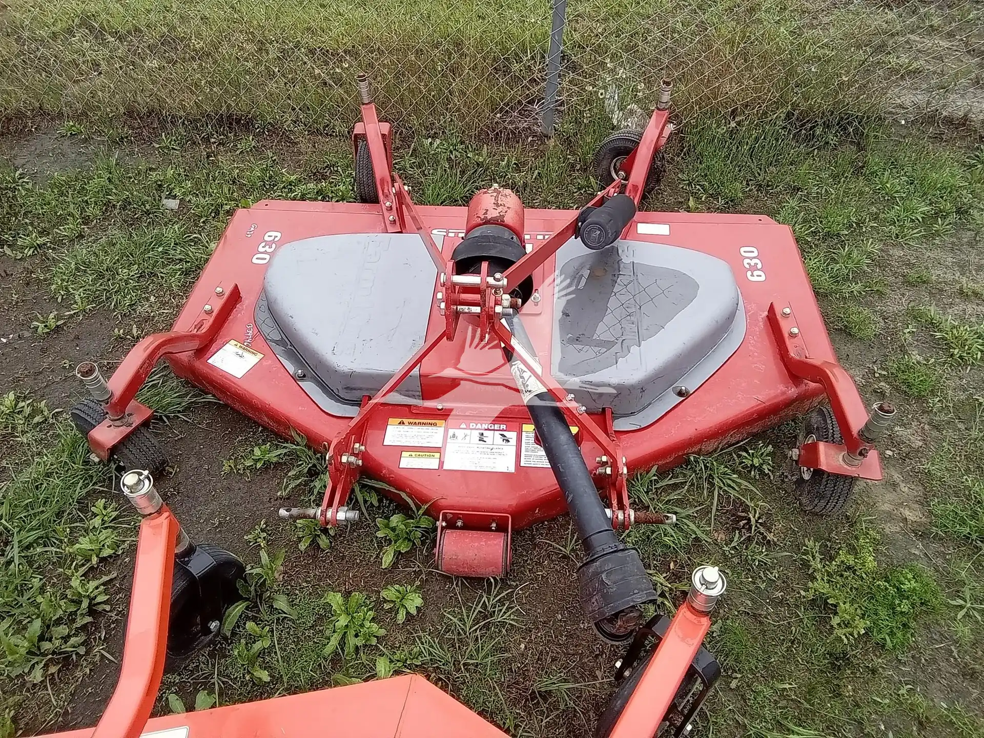 King Kutter Y630-1B3 72 in Finish Mower Deck image 2