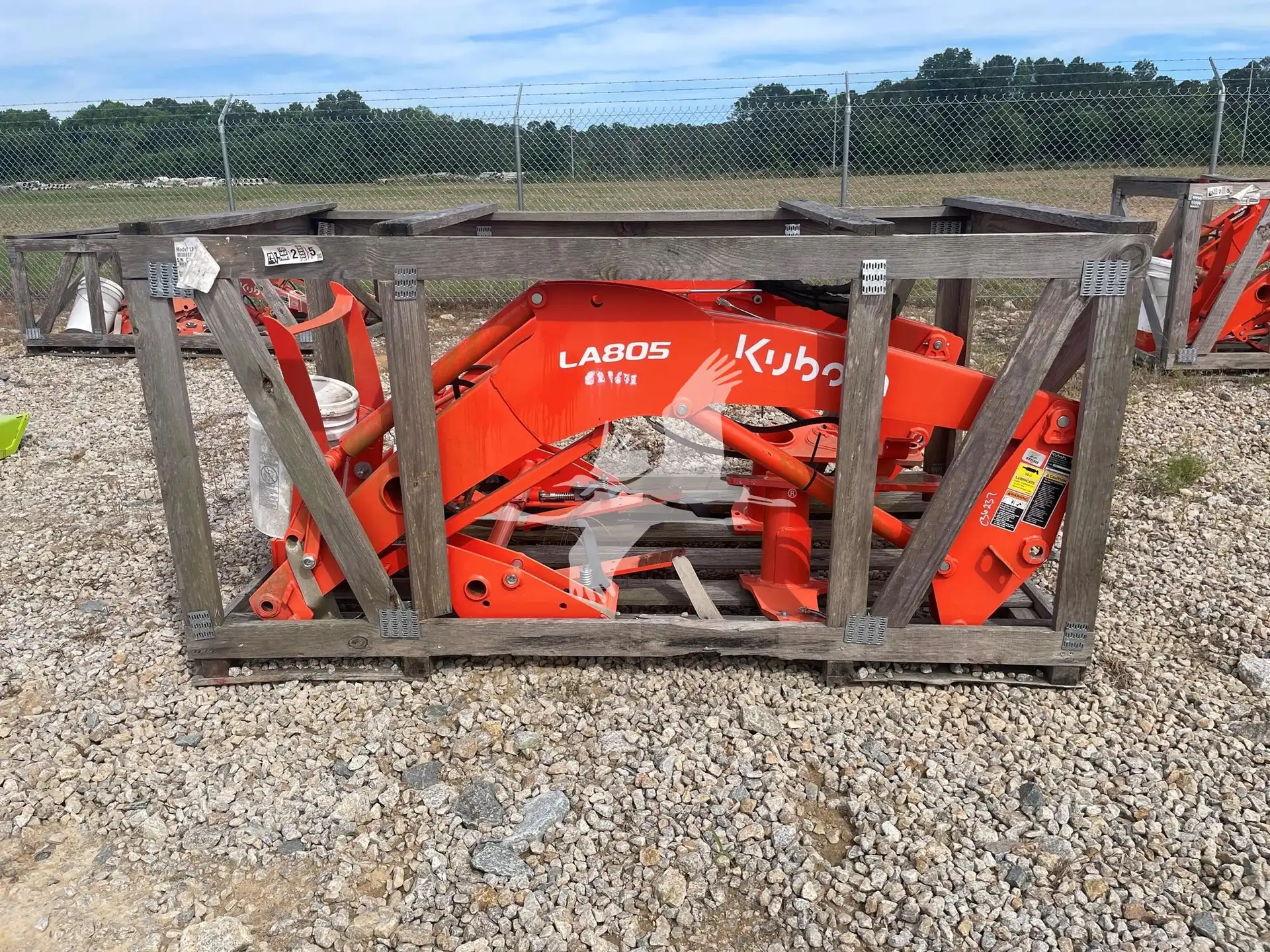 Kubota LA805 HD Front End Loader image 2