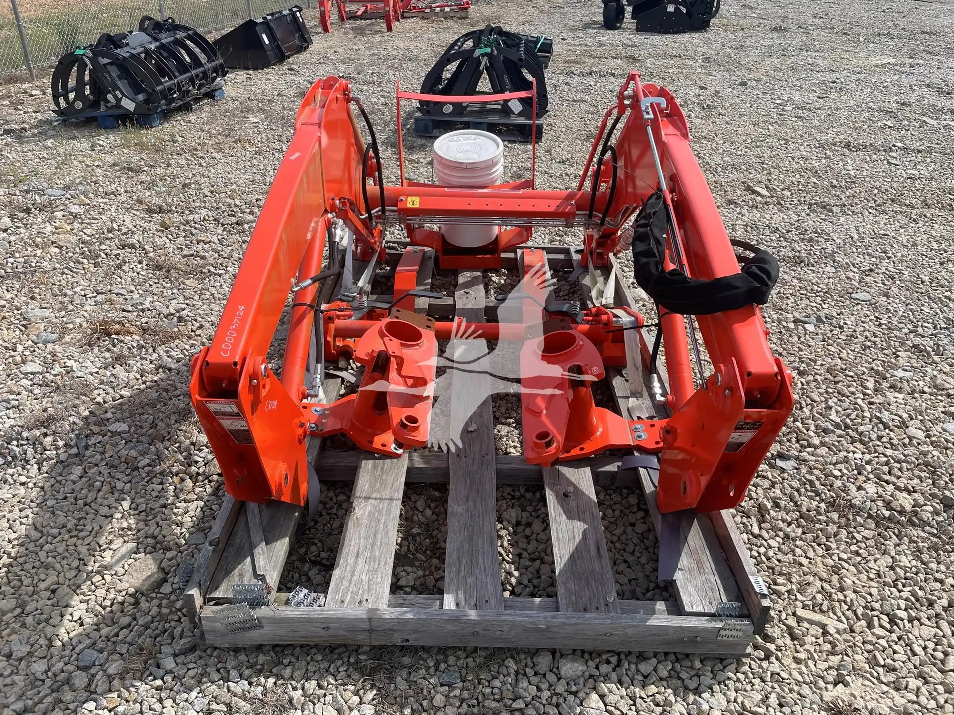 Kubota LA805 HD Front End Loader image 2