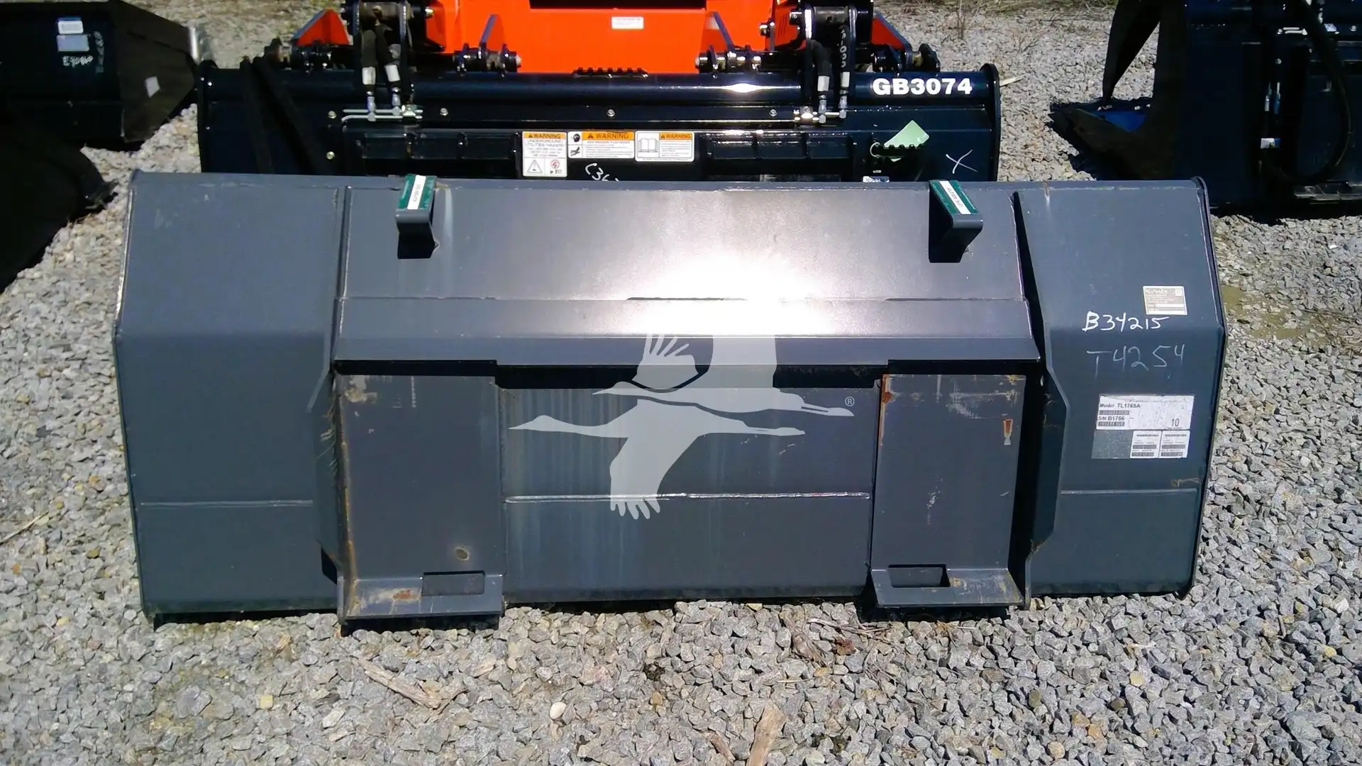 Kubota TL1765A 72 in HD Loader Bucket image 3