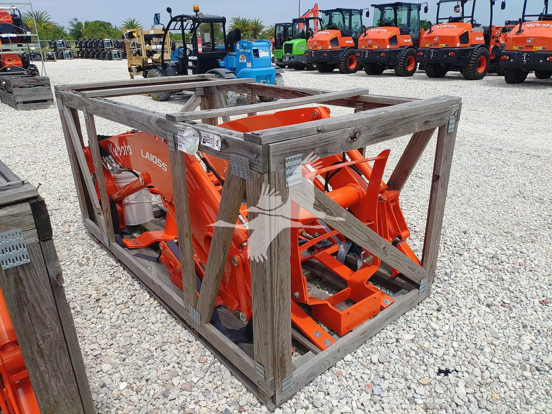 Kubota LA1055 Front End Loader image 2