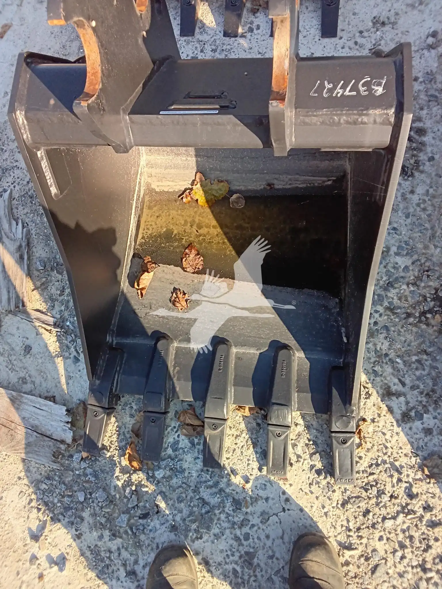 Kubota K7919 24 in Trenching Bucket image 3
