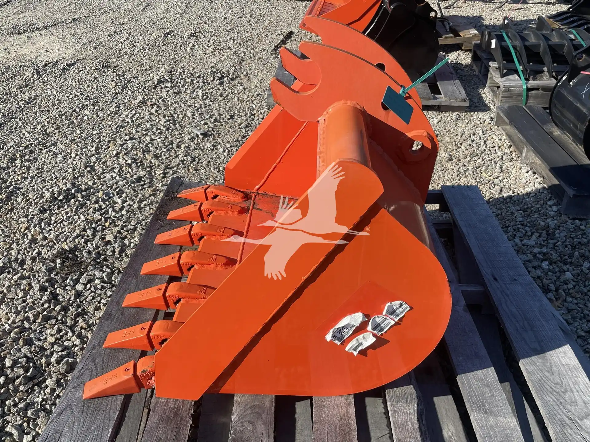Kubota BT4587 36 in QA Backhoe Bucket image 4