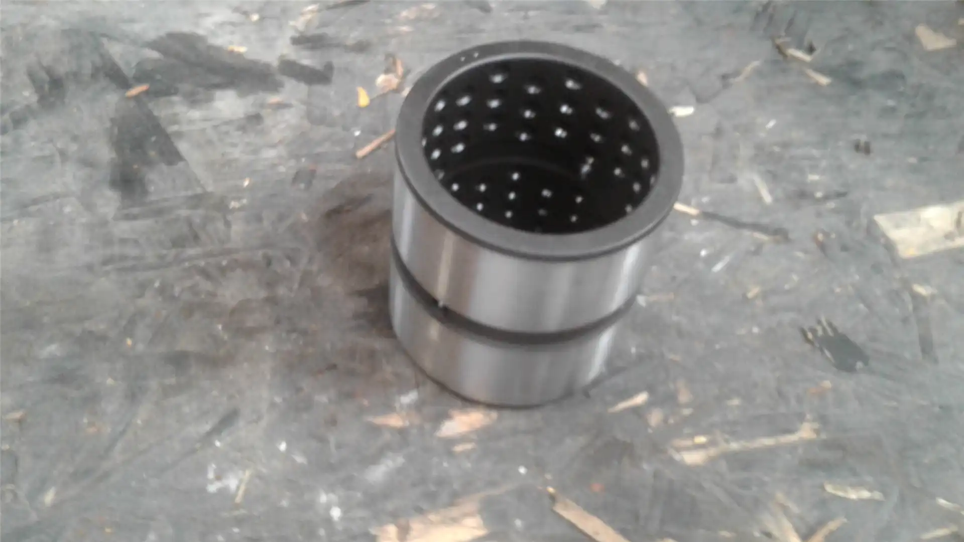 NEW BEARING image 3