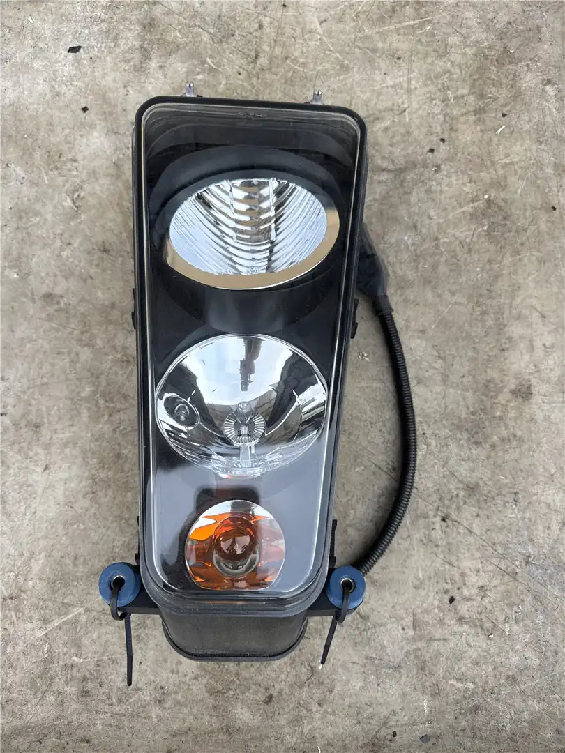 USED LAMP GP image 2