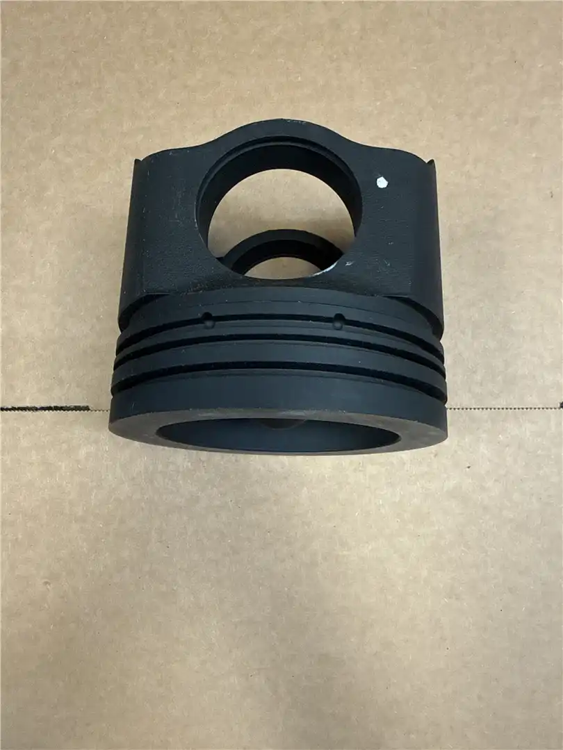 NEW BODY PISTON image 2