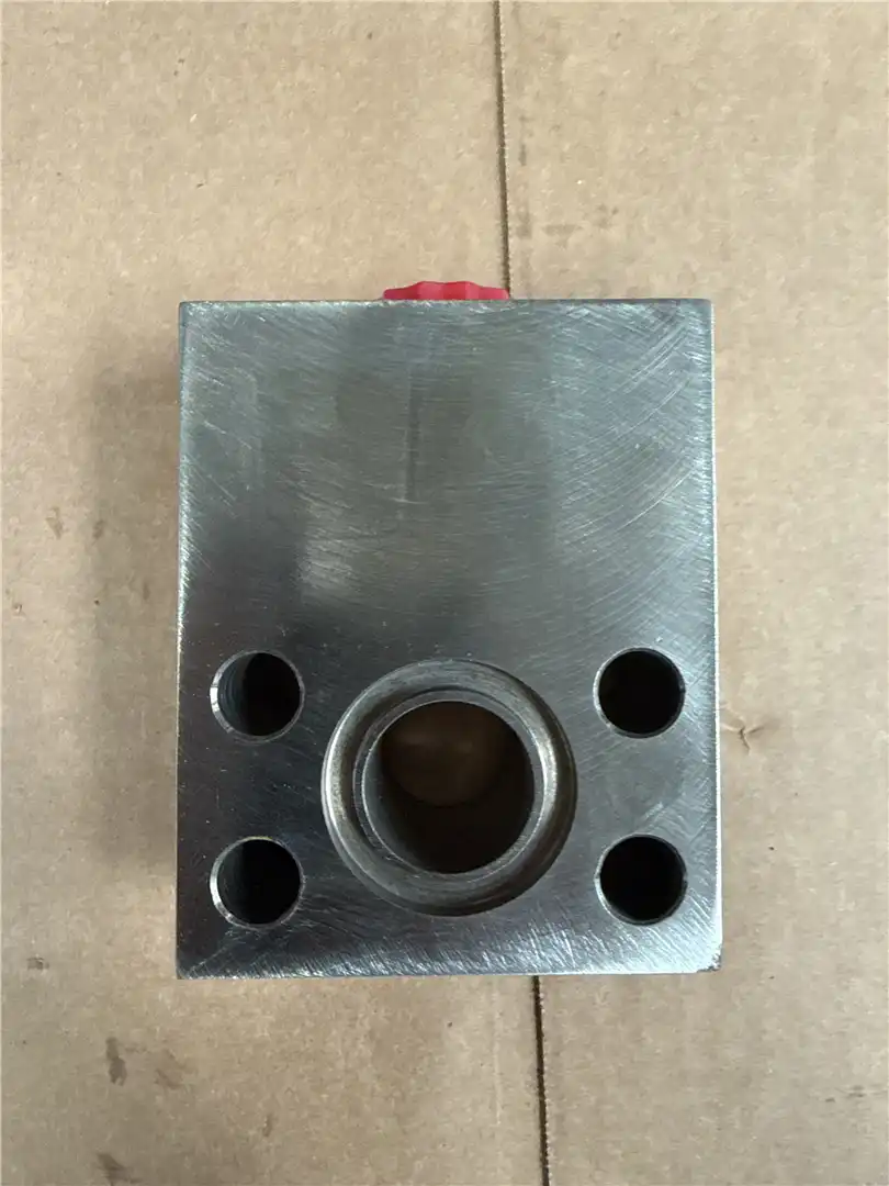 NEW BLOCK TEE image 2