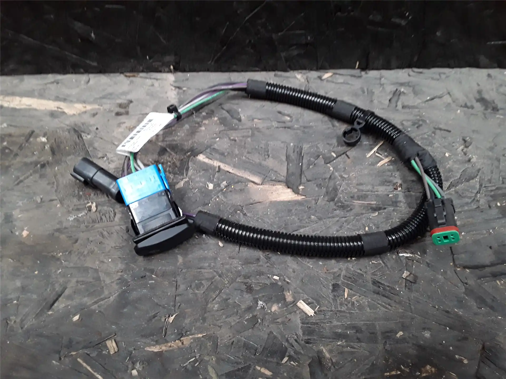 NEW HARNESS image 4