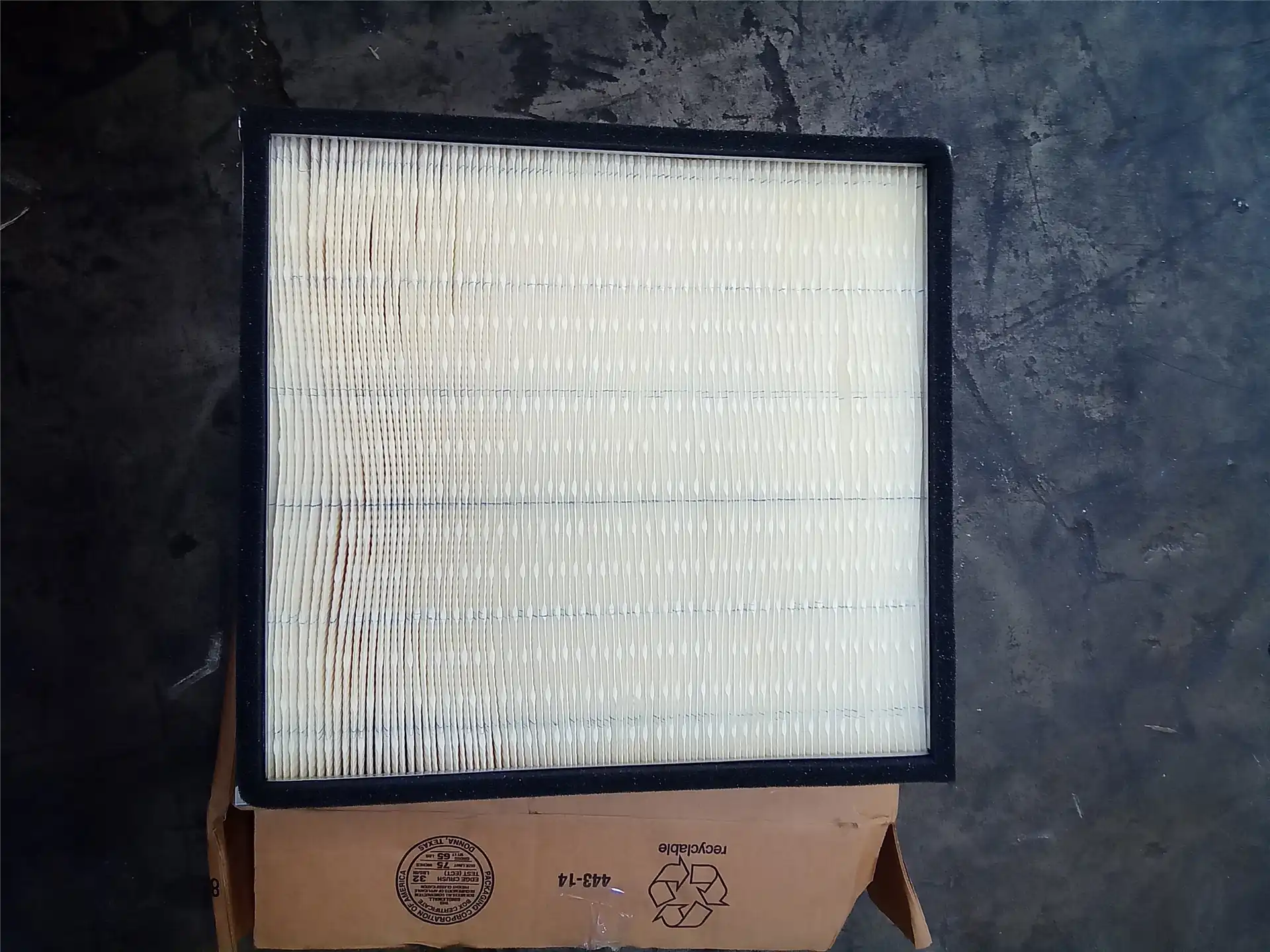 NEW CAB AIR FILTER image 2