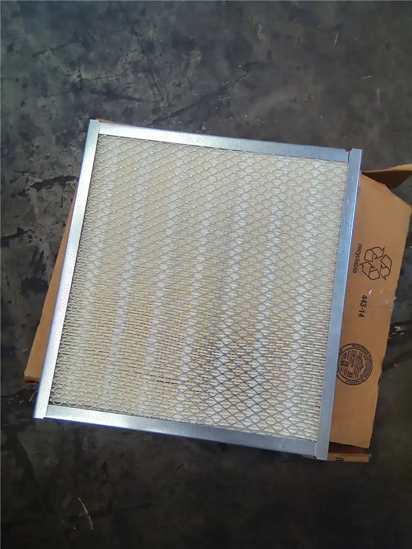 NEW CAB AIR FILTER image 3