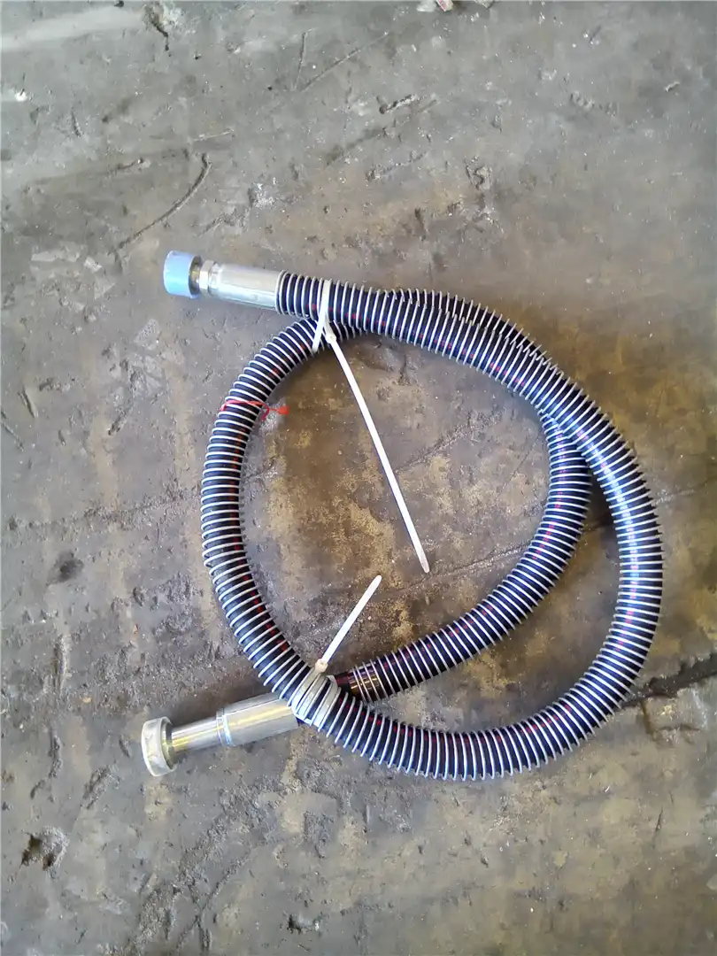 NEW HOSE image 2