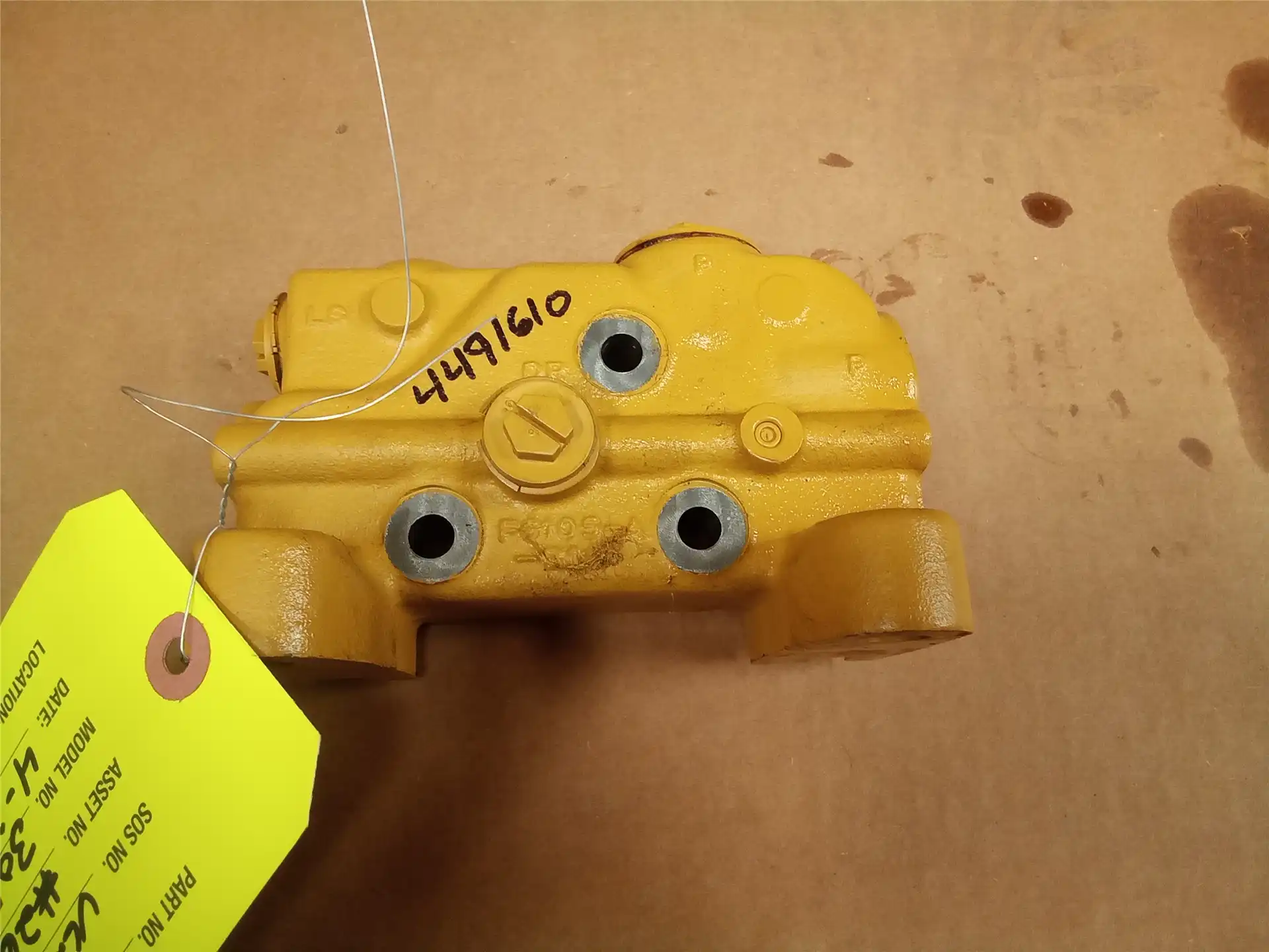 NEW MANIFOLD GP image 3