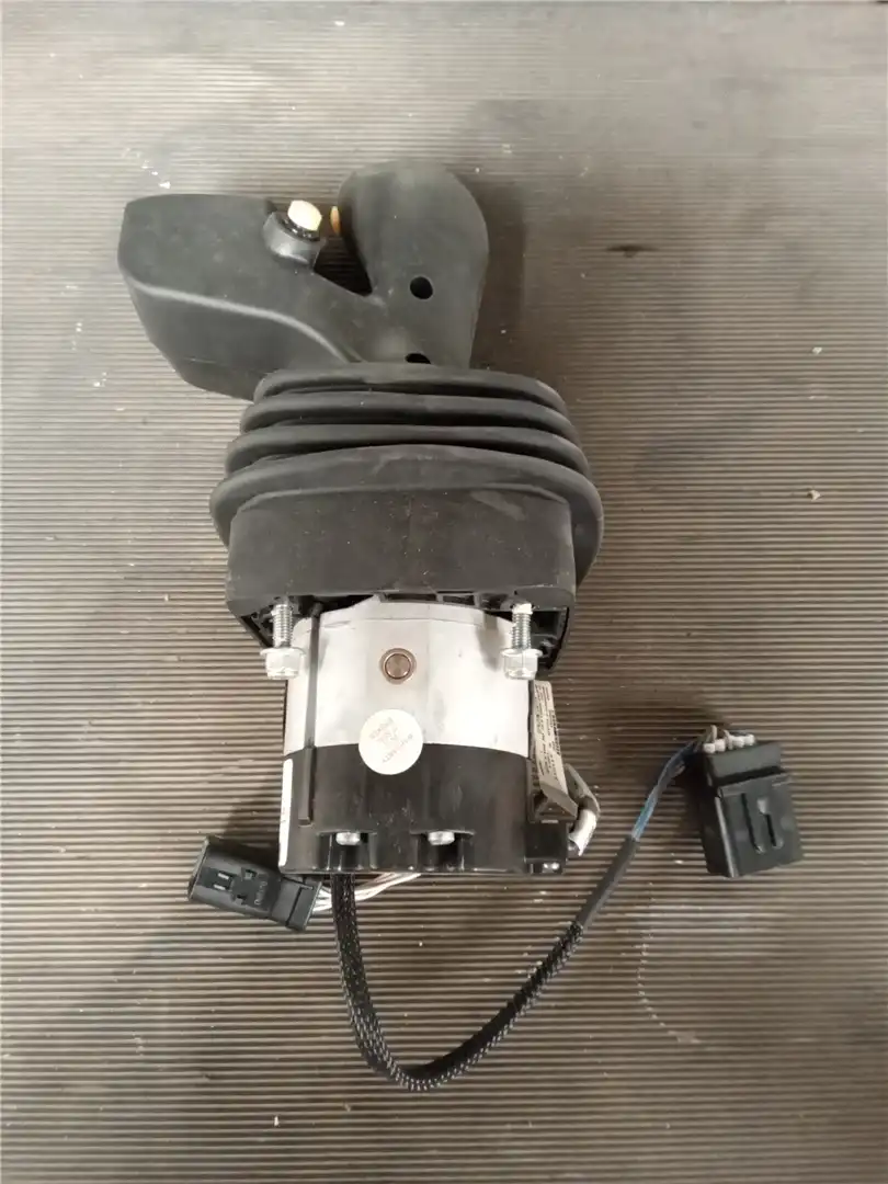 NEW JOYSTICK GP image 4