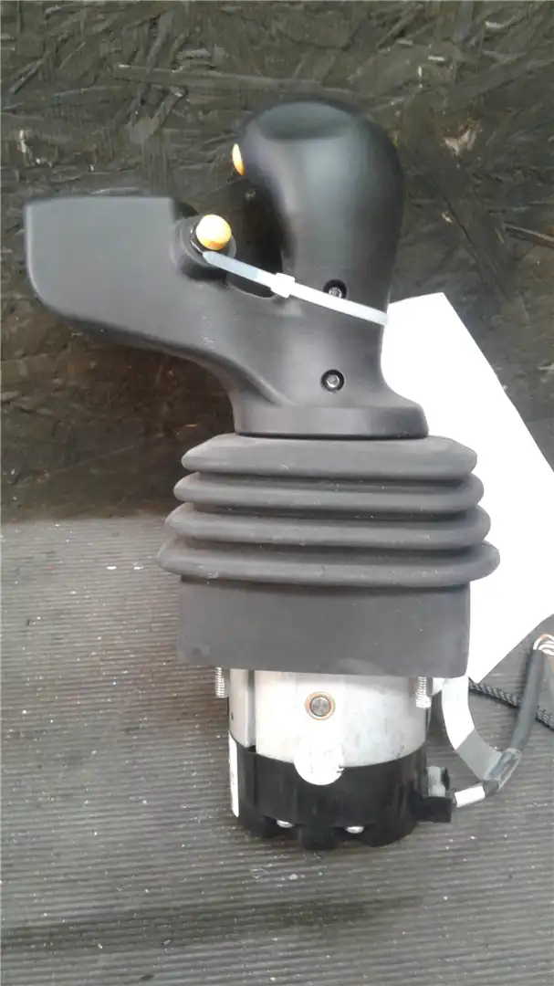 NEW JOYSTICK GP image 3