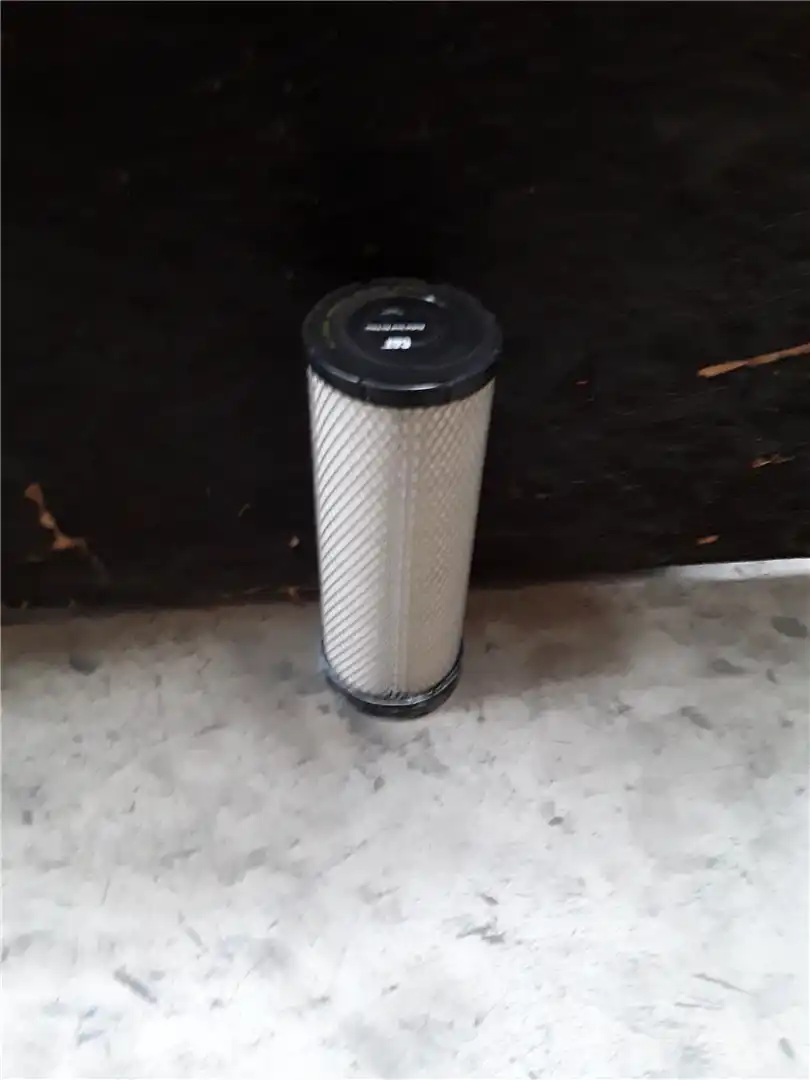 NEW AIR FILTER image 5