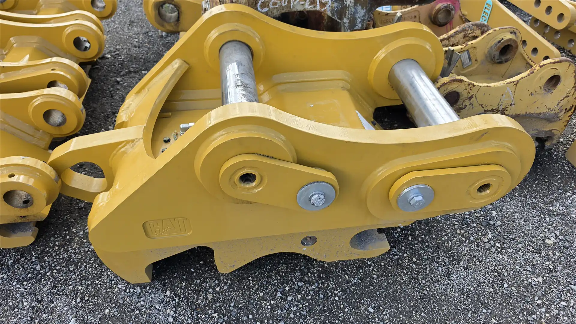 NEW COUPLER GP image 2