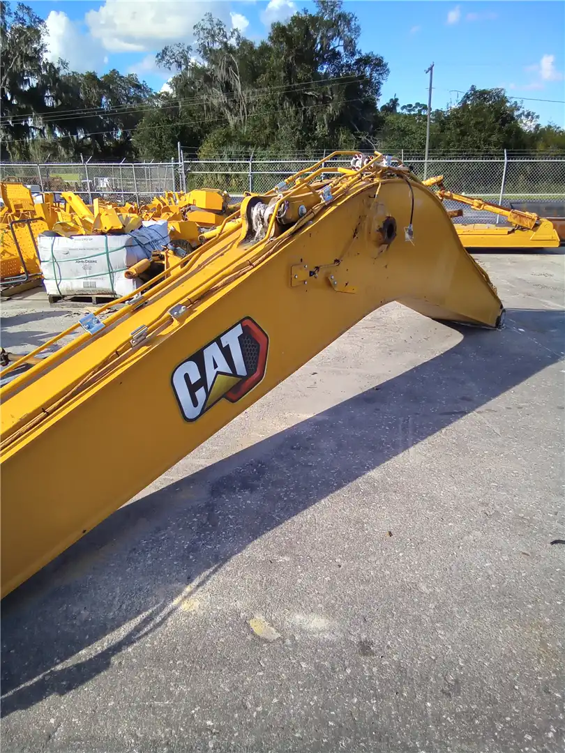 USED BOOM image 2