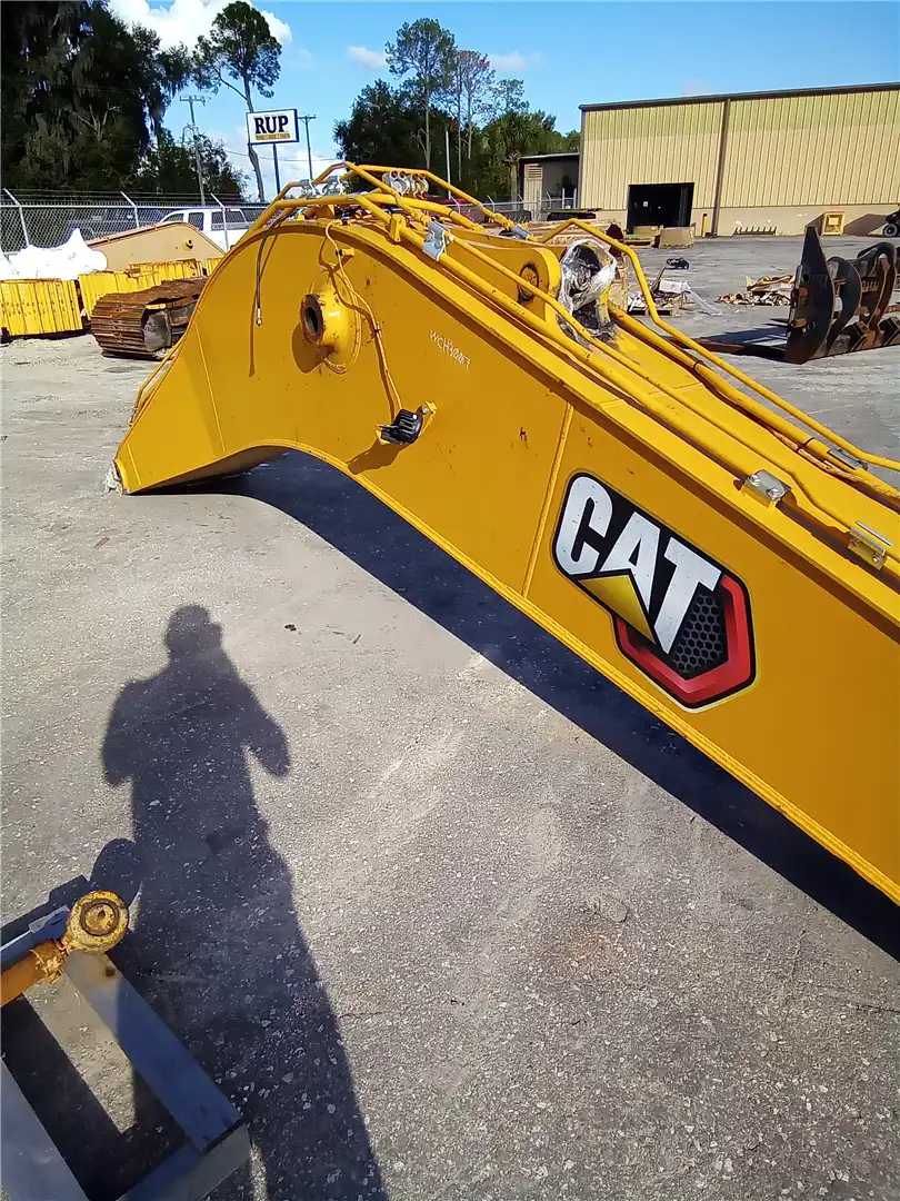 USED BOOM image 4