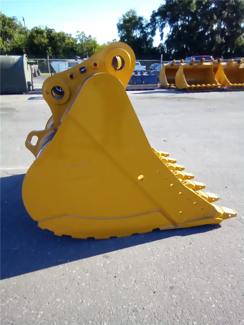 NEW 69INCH BUCKET image 4